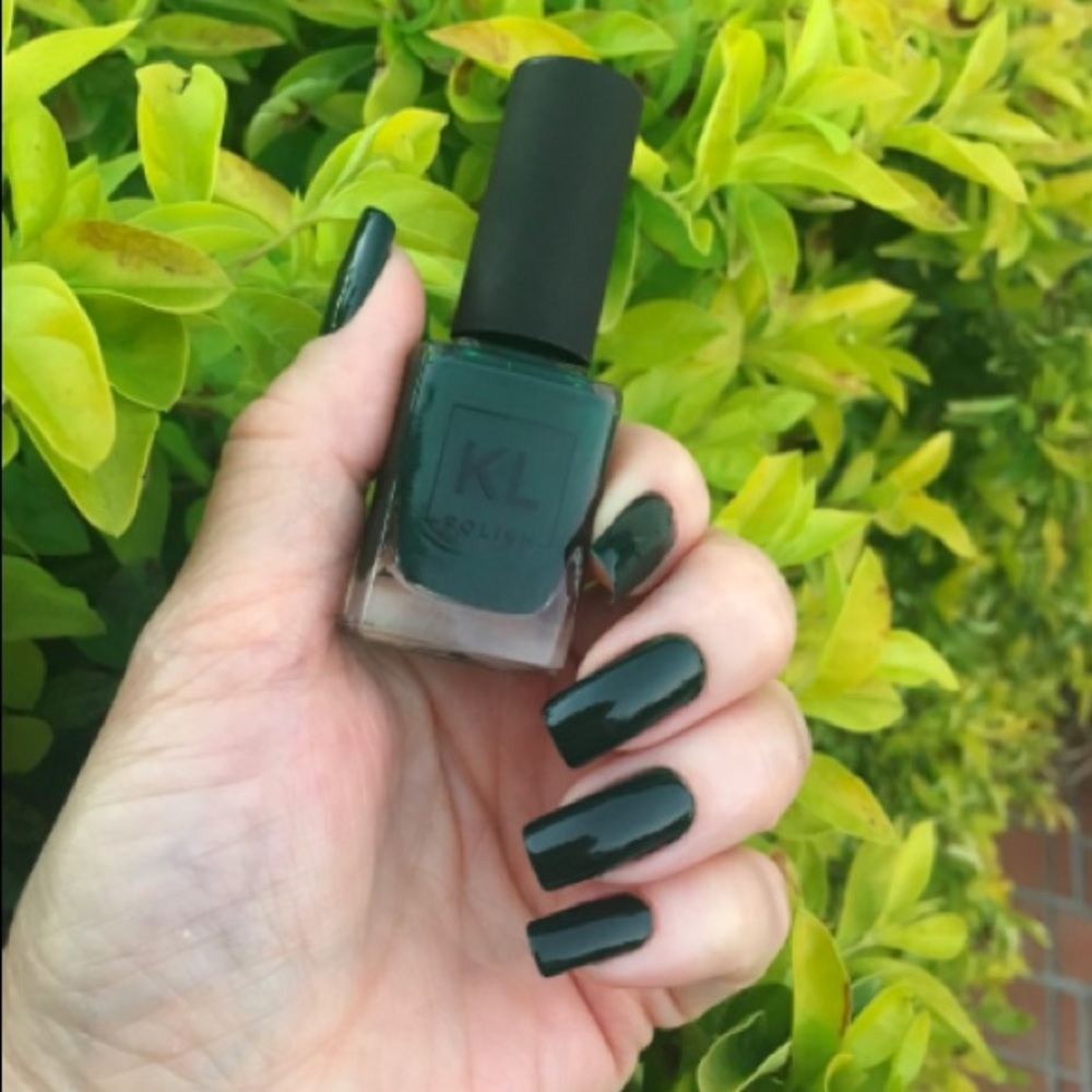 KL Polish company closing shade Central Park